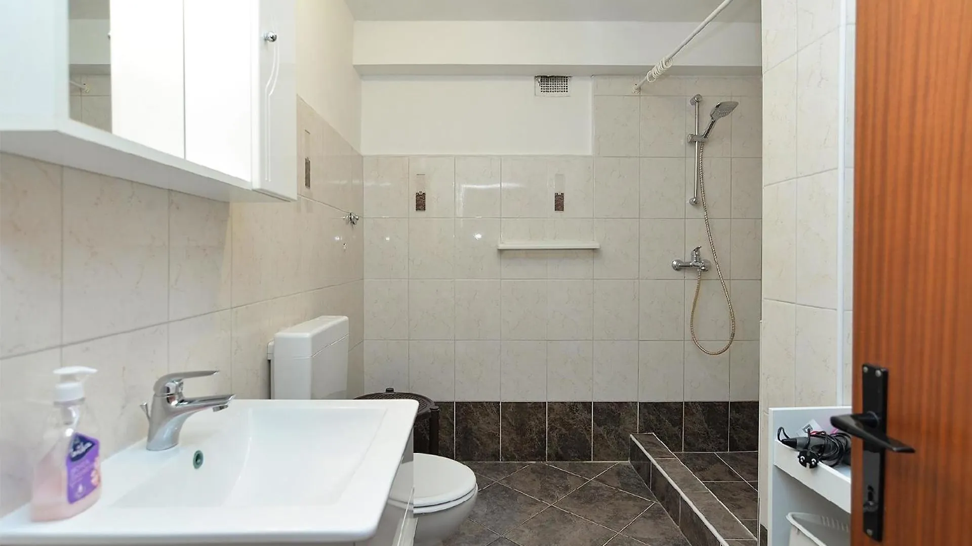 Apartment Ferienwohnung Fuer 2 Personen Ca 30 Qm In Rabac, Istrien Bucht Von Rabac